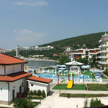 Apartamens For Rent At The Beach Bulgaria Apartment Sveti Vlas Bagian luar foto
