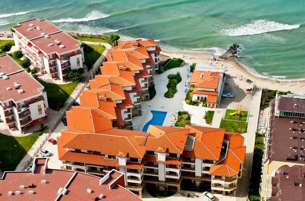 Apartamens For Rent At The Beach Bulgaria Apartment Sveti Vlas Bagian luar foto