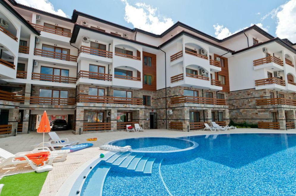 Apartamens For Rent At The Beach Bulgaria Apartment Sveti Vlas Bagian luar foto
